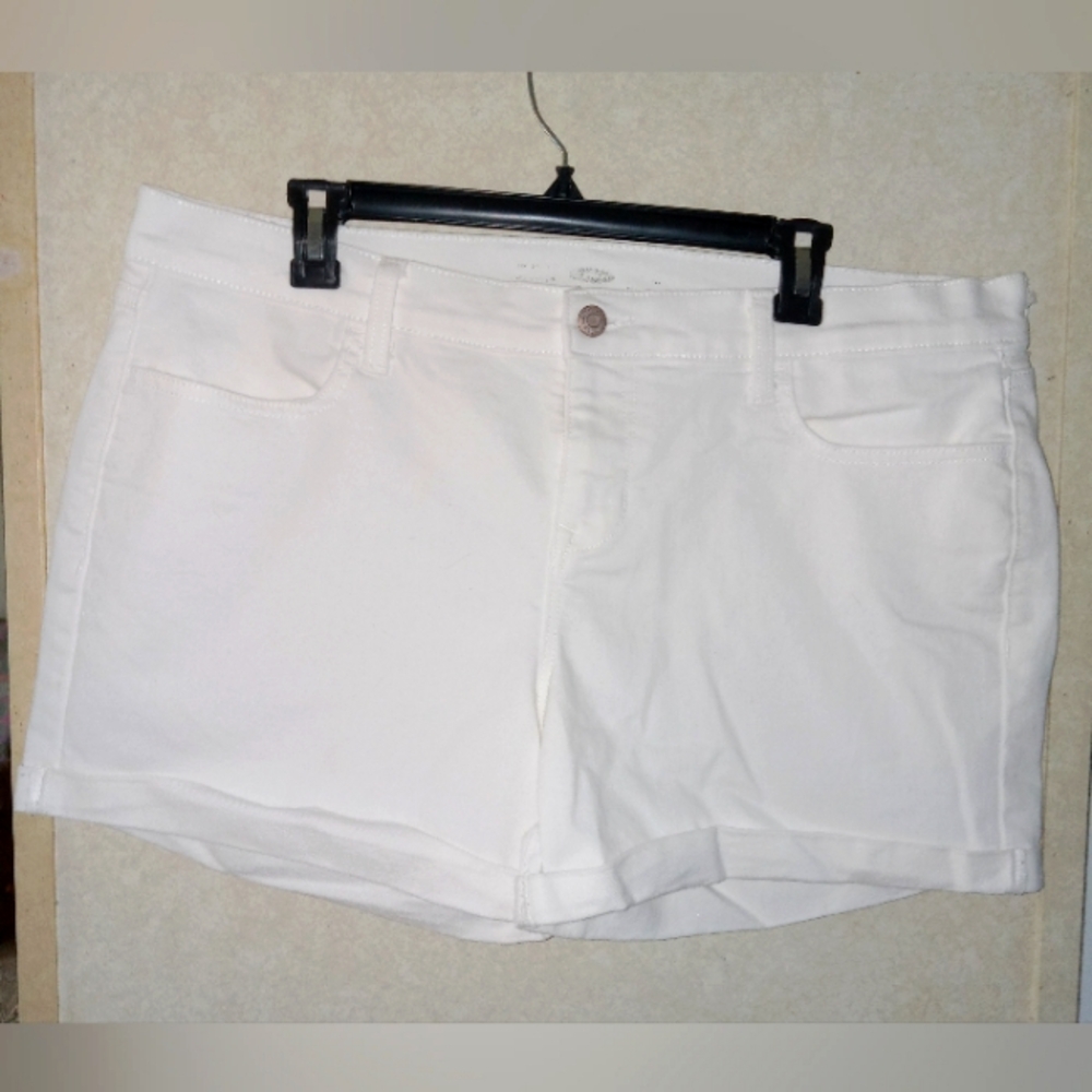 Women's White Shorts